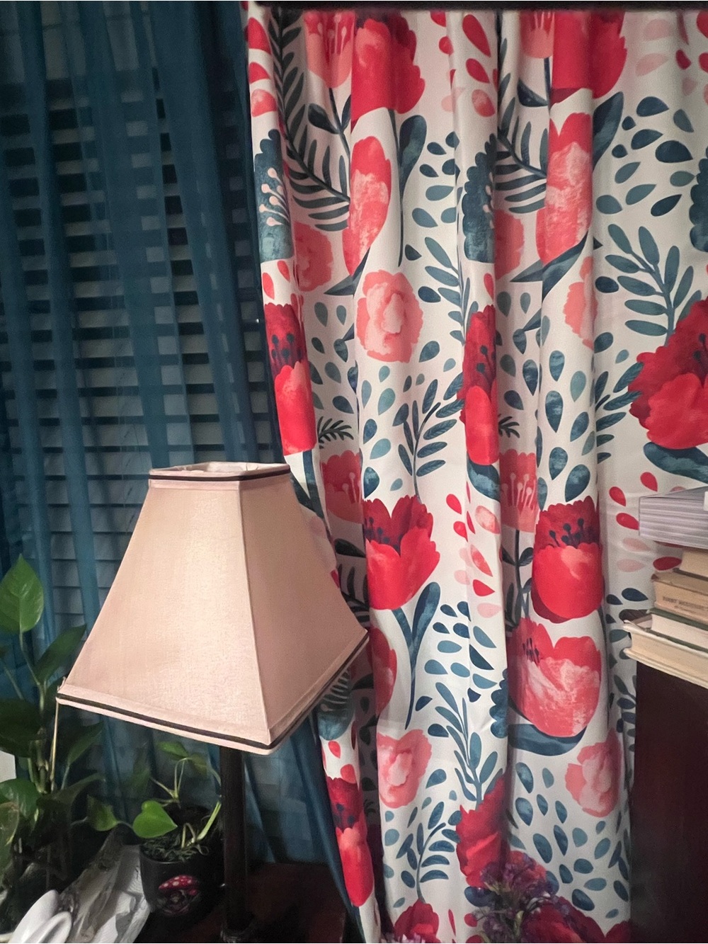Lush Decor Poppy Garden Curtains Light Filtering Window Set 52x84 NWT